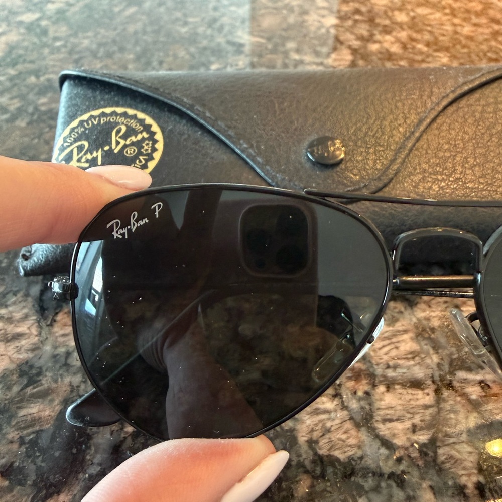 Ray-Ban Classic Black Polarized Aviator Sunglasses - Picture 5 of 9